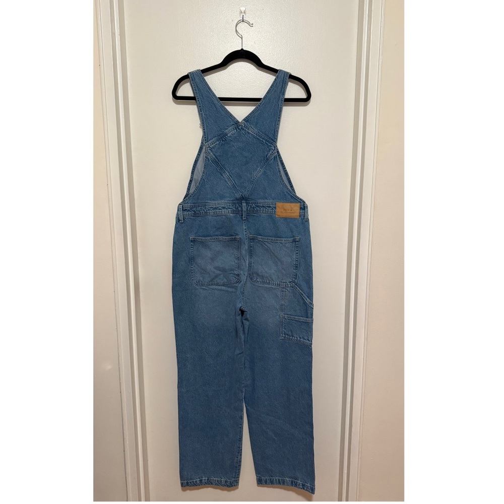 NWT H&M Medium Wash Wide Leg Overalls - Picture 2 of 3